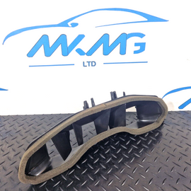 16-19 AUDI A4 B9 GENUINE DASHBOARD AIR VENT TRIM 8W2858431