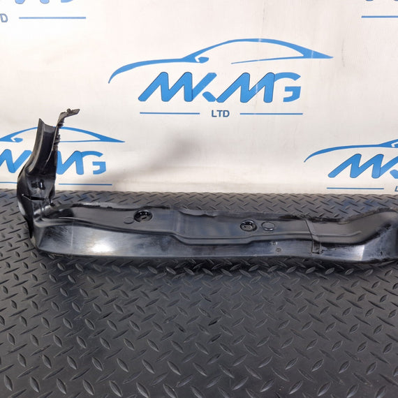10-18 AUDI A7 4G S-LINE FRONT RIGHT WING FENDER END SEAL PLATE 4G8821112A