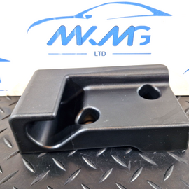 18-ON MERCEDES A CLASS W177 OEM TRUNK FLOOR BOOT RIGHT O/S BRACKET A1776808605