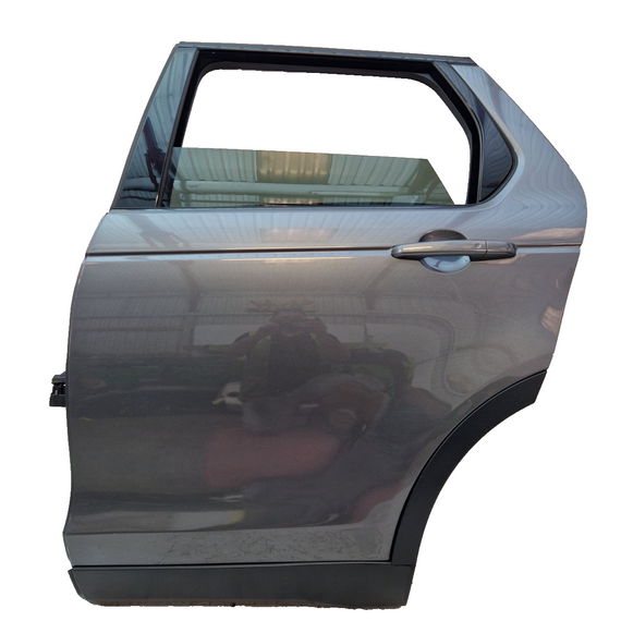 14-19 LAND ROVER L550 DISCOVERY REAR LEFT N/S/R COMPLETE DOOR IN CORRIS GREY