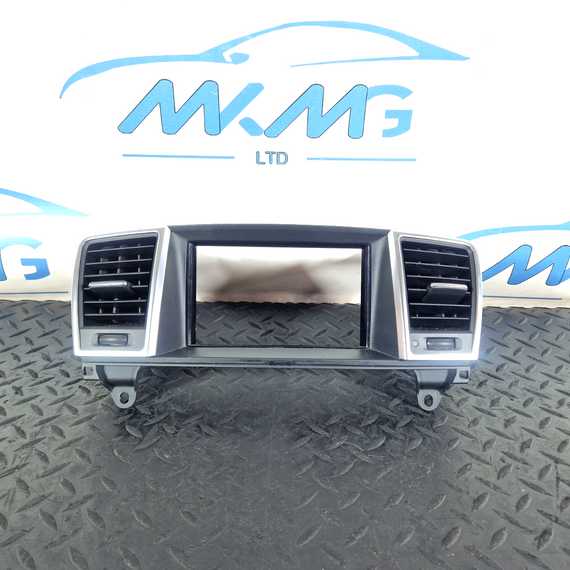 11-19 MERCEDES BENZ ML W166 DASHBOARD CENTRE AIR VENT SCREEN TRIM A1668300654