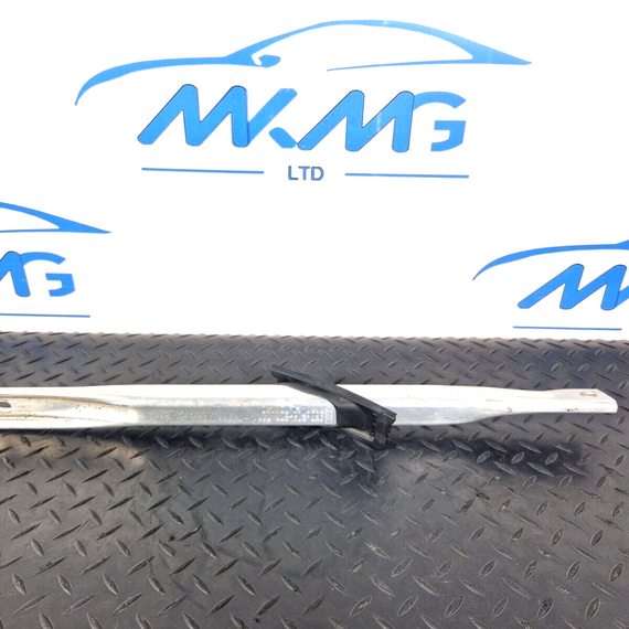 16-19 AUDI A4 B9 GENUINE FRONT RIGHT SUPPORT BRACKET BAR 8W0805646