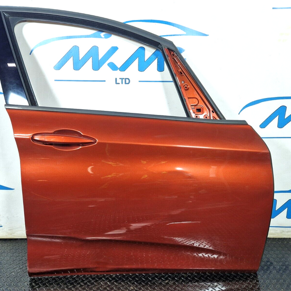 14-21 BMW 2 SERIES F45 F46 GENUINE FRONT RIGHT O/S COMPLETE DOOR (DAMAGED)