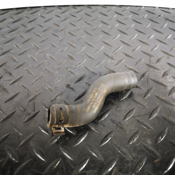 16-19 AUDI A4 B9 S-LINE GENUINE V6 3.0TDI CSW ENGINE COOLANT HOSE 8W0121449C