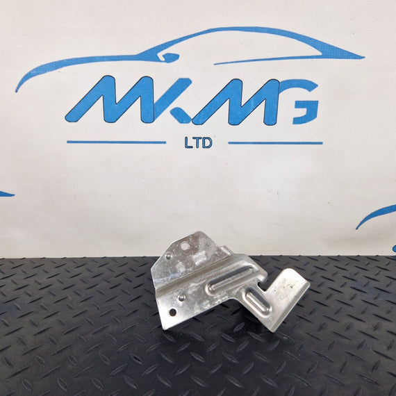 12-18 AUDI A6 C7 DASHBOARD WIRING HARNESS BRACKET HOLDER 4G2819079