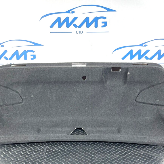 16-19 AUDI A4 B9 SALOON GENUINE BOOTLID TAILGATE TRIM PANEL 8W5867975