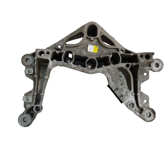 16-19 AUDI A4 B9 GENUINE MANUAL GEARBOX CROSSMEMBER MOUNT BRACKET 8W0399262AD
