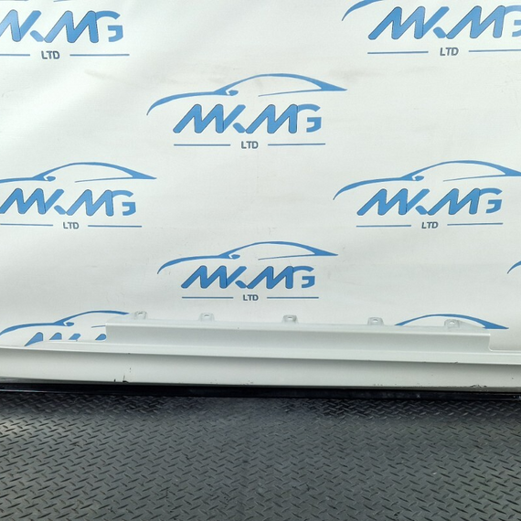 14-16 BMW 2 SERIES F22 M235i RIGHT DRIVER O/S SIDE SKIRT IN WHITE A96 8051948