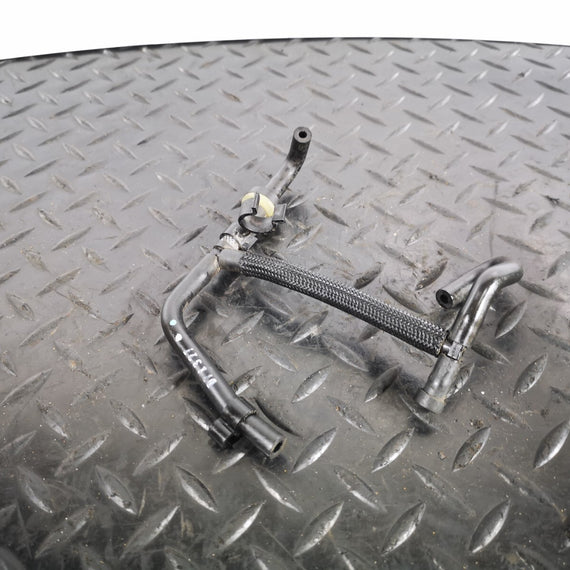 16-19 AUDI A4 B9 S-LINE GENUINE V6 3.0TDI CSW ENGINE VACUUM PIPE 059131375E