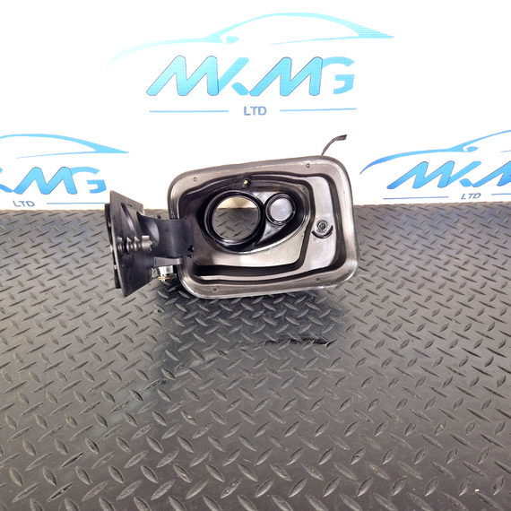 16-22 BMW X1 F48 GENUINE FUEL FILLER NECK FUEL FLAP CAP COVER 7458867