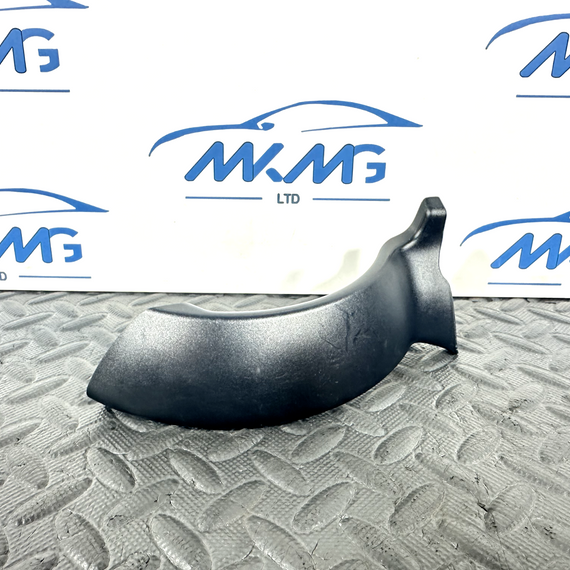 16-19 AUDI A4 B9 AVANT GENUINE REAR RIGHT BOOT HINGE COVER 8W9827280