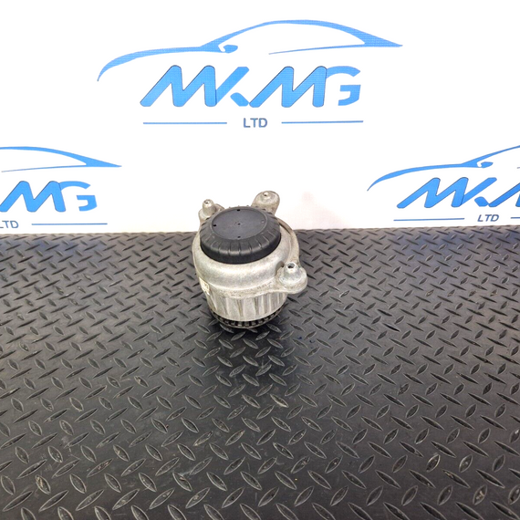 14-21 MERCEDES BENZ C220d W205 OEM LEFT SIDE ENGINE MOUNT A2052406617