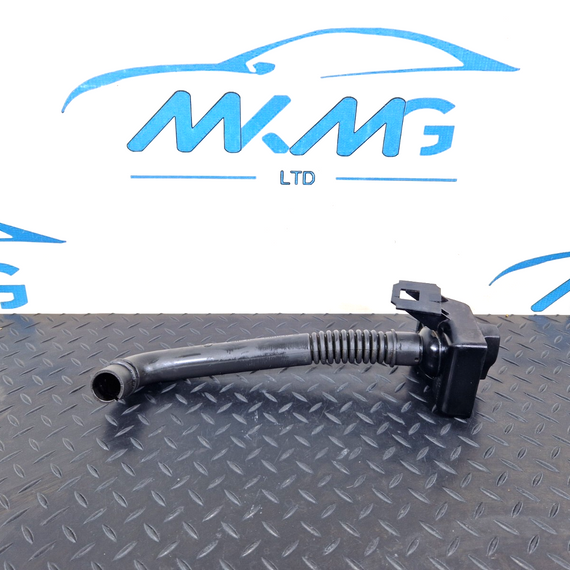 18-ON MERCEDES BENZ SPRINTER W907 W910 OIL FILLER CYLINDER HEAD PIPE A6510106621