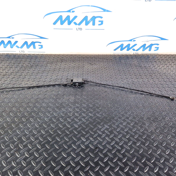 16-19 AUDI A4 B9 S-LINE OEM FRONT CENTRE BONNET RELEASE CABLE 8W0823531C