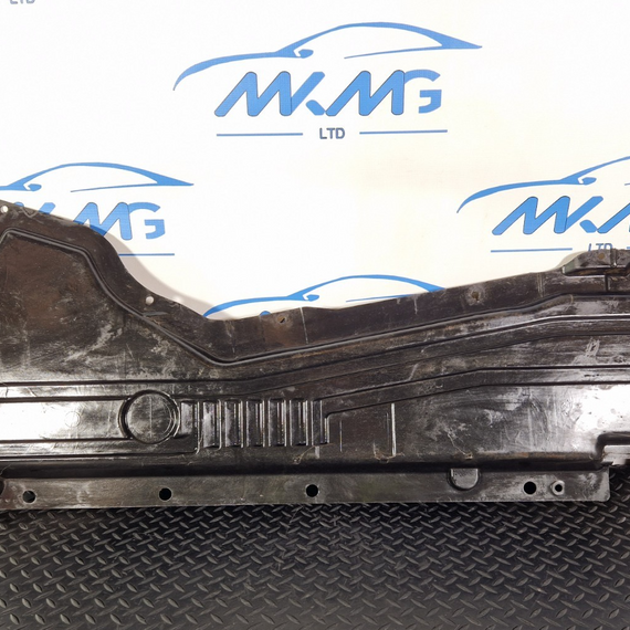 10-13 BMW X5 E70 LCI OEM LEFT N/S UNDERTRAY SPLASH GUARD COVER 7158403 7173583