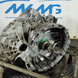 MERCEDES BENZ GLA X156 2.1D OM651 MANUAL 6-SPEED GEARBOX D711632 A2463608400