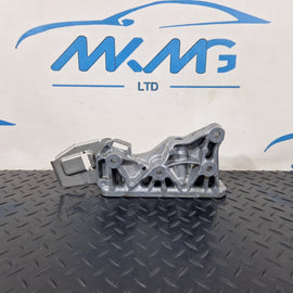 19-ON MERCEDES BENZ B CLASS W247  ENGINE CARRIER BRACKET A6542230004