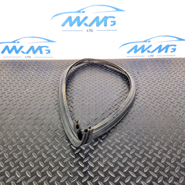 18-ON MERCEDES BENZ SPRINTER W907 W910 OEM BONNET RUBBER SEAL A9108870000