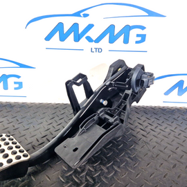 19-ON MERCEDES BENZ A CLASS EQ W177 ELECTRIC BRAKE PEDAL A2472903800