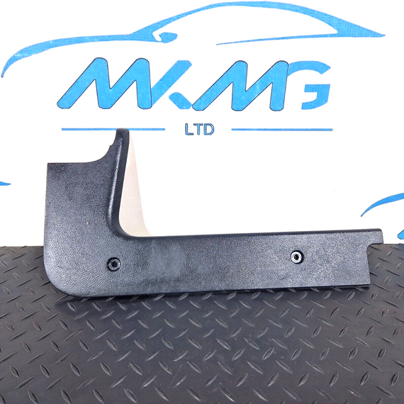 2018-ON MERCEDES BENZ SPRINTER W907 FRONT RIGHT DOOR ENTRANCE TRIM A9106863400