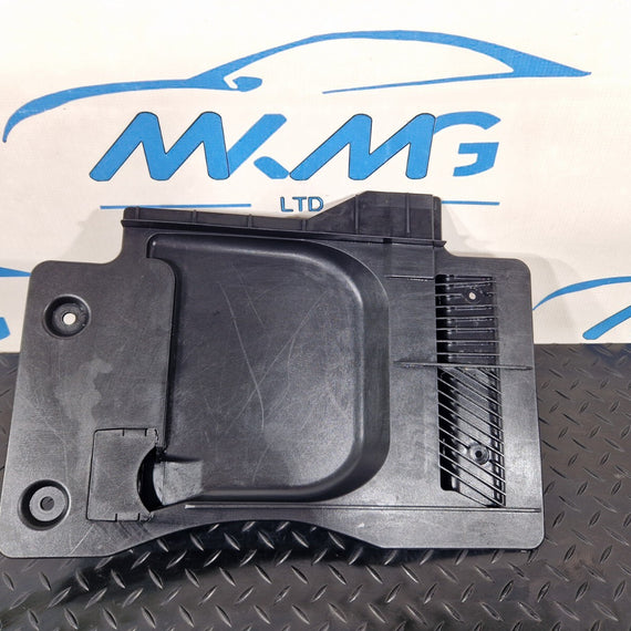 11-18 BMW 6 SERIES F06 REAR INTERIOR AIR DUCT 9242212