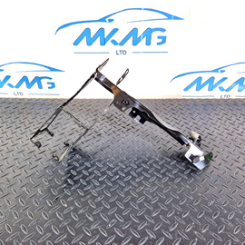 12-18 BMW 3 SERIES F30 LCI GENUINE FRONT RIGHT SIDE HEADLIGHT BRACKET 7245792