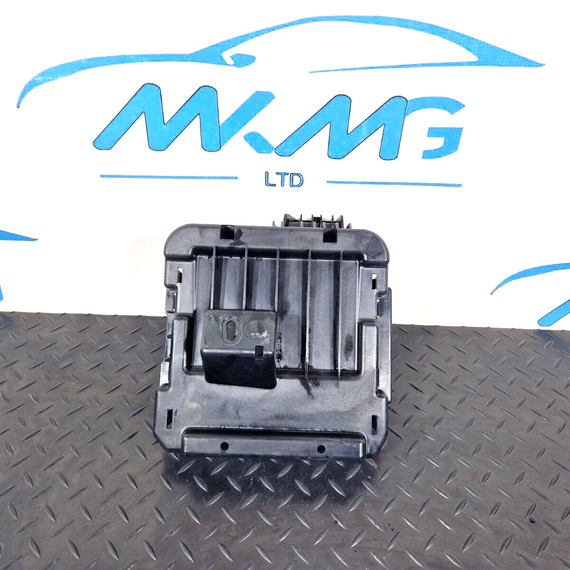 18-ON MERCEDES BENZ SPRINTER W907 ENGINE CONTROL UNIT MOUNT HOLDER A9075461800