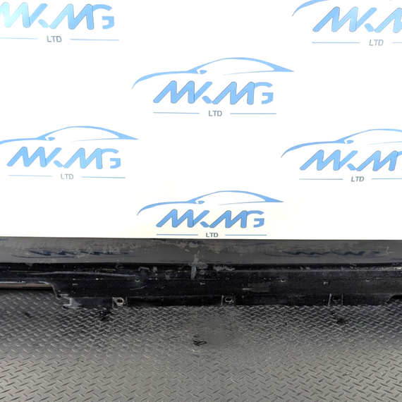 14-21 BMW 2 SERIES 218d GRAN TOURER F46 RIGHT O/S SKIRT PANEL IN BLACK 668