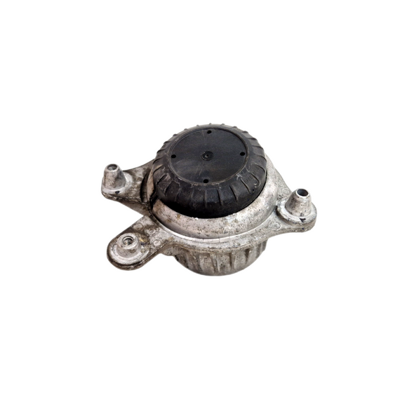 2014 MERCEDES-BENZ C-CLASS W205 FRONT RIGHT ENGINE MOUNT A2052406917