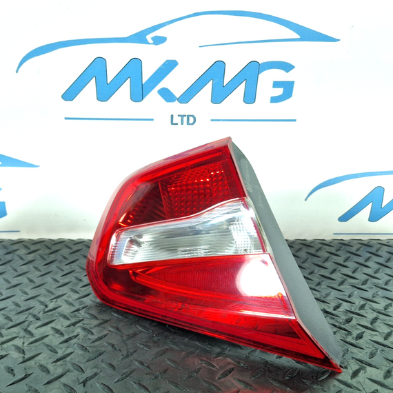 14-20 MERCEDES BENZ GLA X156 REAR LEFT N/S TAILGATE INNER LIGHT A1569060358