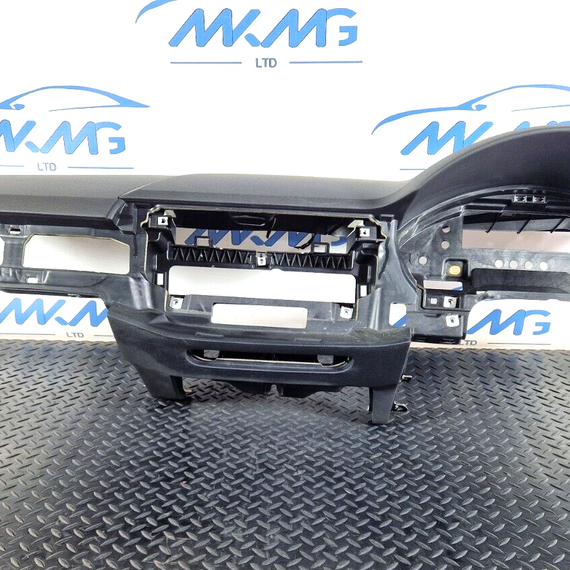 16-19 AUDI A4 AVANT B9 S-LINE DASHBOARD WITH PASSENGER SIDE AIR BAG 8W2857003