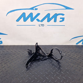 12-17 AUDI S5 CONVERTIBLE GENUINE ENGINE COOLANT PUMP BRACKET MOUNT 8K0121261H