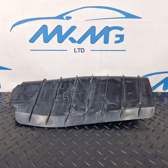 16-19 AUDI A4 B9 REAR LEFT SIDE CONTROL ARM COVER TRIM 8W0505415D