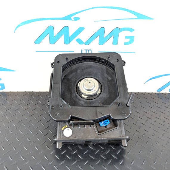 16-22 BMW X1 F48 GENUINE OEM FRONT RIGHT DRIVER SIDE SUBWOOFER SPEAKER 927599604