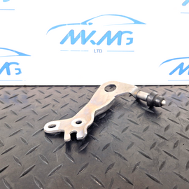 14-21 MERCEDES-BENZ C250 W205 OEM ENGINE LEFT REAR LIFTING LUG CLIP MOUNT HOLDER