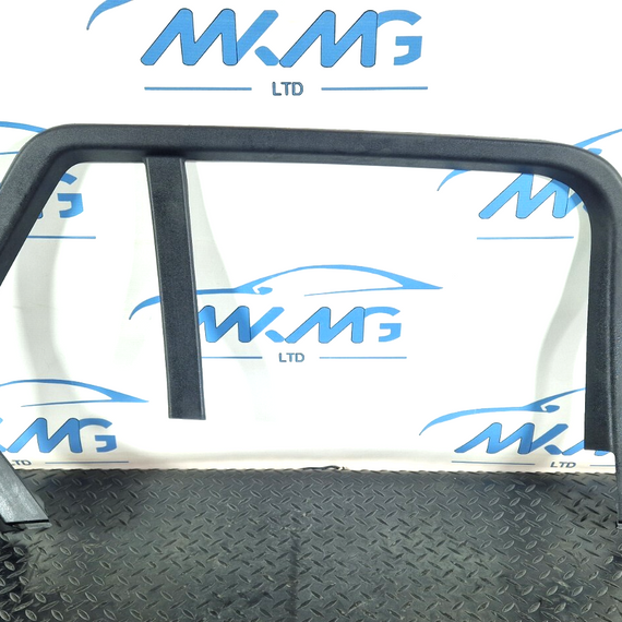 14-21 MERCEDES BENZ C300h W205 OEM REAR LEFT WINDOW TRIM A2057370371