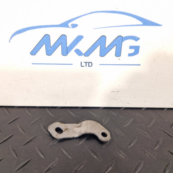 19-ON MERCEDES BENZ B CLASS W247 OM654 INTAKE EXHAUST MANIFOLD SUPPORT BRACKET