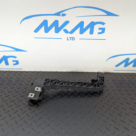 11-19 MERCEDES BENZ ML W166 FRONT RIGHT O/S BUMPER SUPPORT BRACKET A1666263731