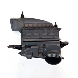 MERCEDES BENZ W204 W212 LEFT N/S AIR FILTER BOX AIR INTAKE HOUSING A6420901901