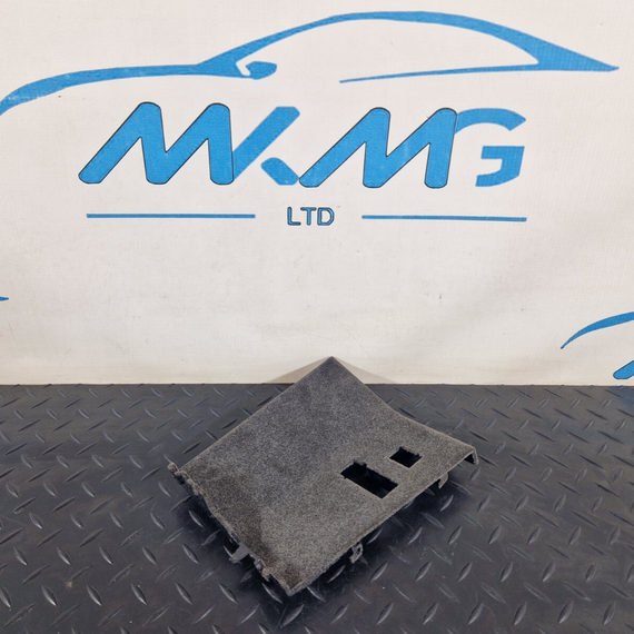 11-19 MERCEDES BENZ ML W166 GENUINE OEM CENTRE CONSOLE TRIM A1666800823