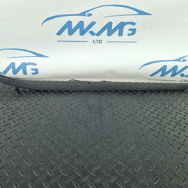 16-22 BMW X1 F48 FRONT PASSENGER SIDE O/S WINDSCREEN DRIP MOULDING STRIP 7350609