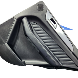 11-19 MERCEDES BENZ ML W166 GENUINE REAR RIGHT O/S/R LEATHER DOOR CARD PANEL