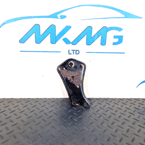 14-21 MERCEDES-BENZ C250D W205 REAR AXLE SUBFRAME LEFT STOP PLATE A2053520700