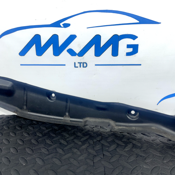 16-19 AUDI A4 B9 AVANT GENUINE FRONT LEFT SIDE WING FENDER COVER 8W0821111