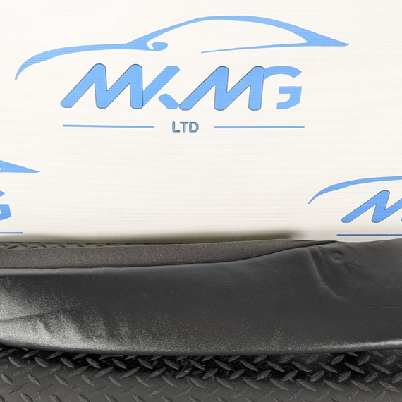 16-19 AUDI A4 B9 GENUINE REAR RIGHT O/S LEATHER SEAT BOLSTER CUSHION 8W085704C