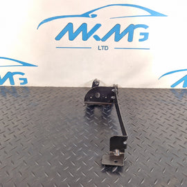18-ON MERCEDES BENZ A CLASS W177 ABS PUMP MOUNT BRACKET SUPPORT A1774303400