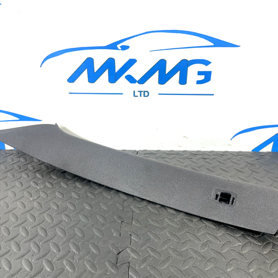 12-18 MERCEDES BENZ W176 PASSENGER SIDE A PILLAR COVER TRIM BLACK A1766900025