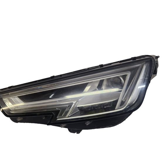 AUDI A4 B9 S-LINE FRONT LEFT N/S GENUINE HEADLIGHT (SPARES OR REPAIR) 8W0941033A