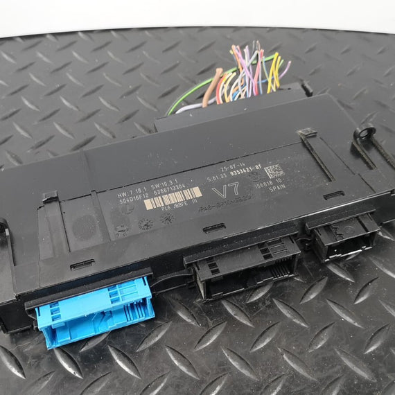 11-16 BMW M5 F10 5-SERIES GENUINE ELECTRONIC JUNCTION BOX 9353421
