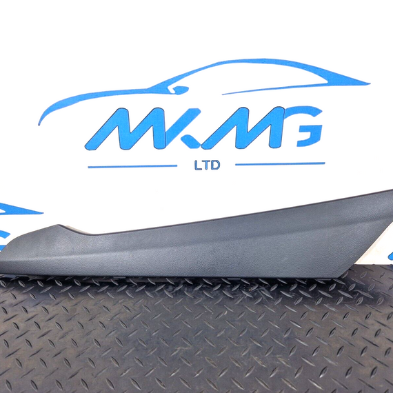 16-19 AUDI A4 B9 GENUINE LEFT PASSENGER SIDE CENTRE CONSOLE TRIM COVER 8W2863305